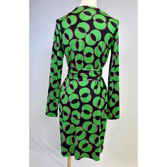 Diane Von Furstenberg Green Pink Geometric 100% Silk Long Sleeve Mini Dress Sz 2 - Picture 3 of 11